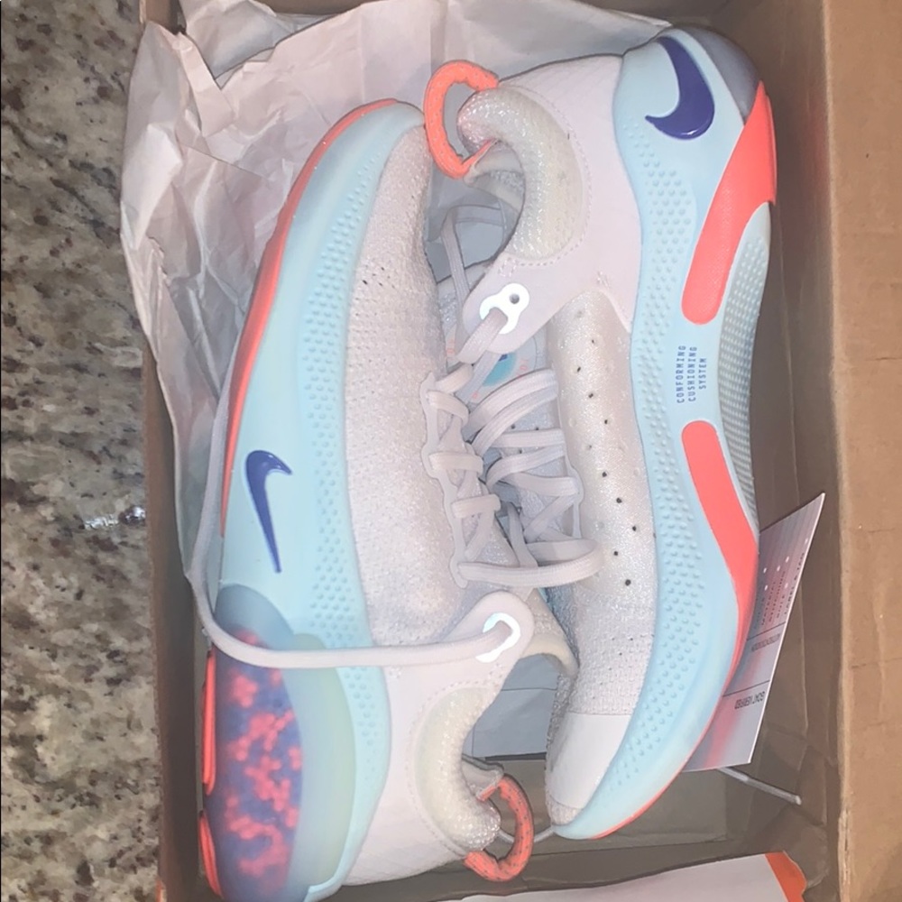 BRAND NEW NIKE JOYRIDES